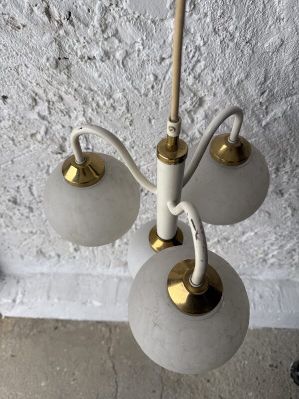 Wisząca lampa - obrazek 3