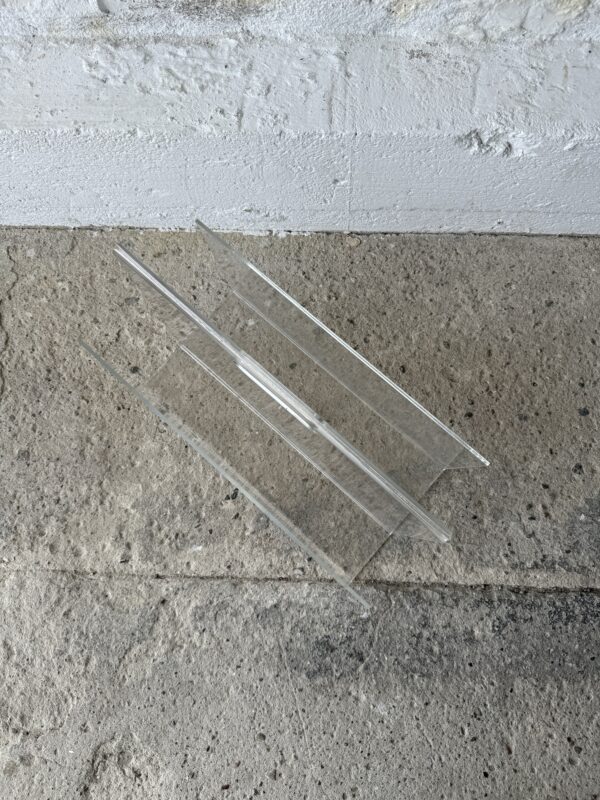 Gazetnik plexi - obrazek 4